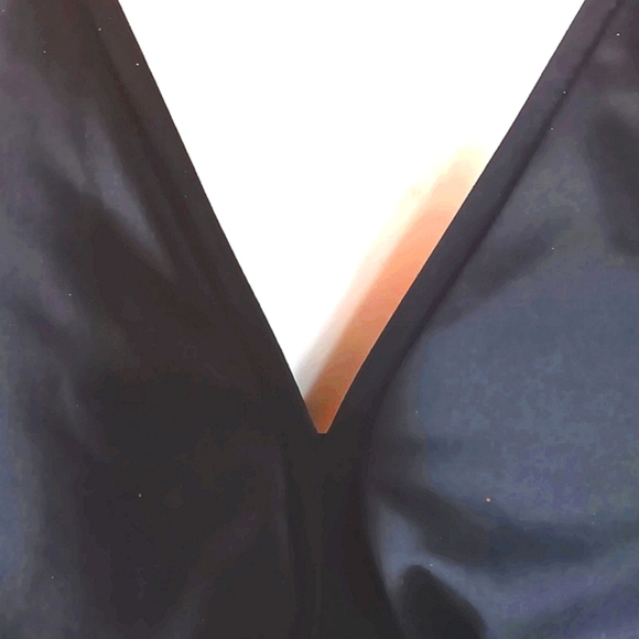 Black Trimshaper Low Cut Tankini Top 18W Slimming Padded Adjustable - Picture 4 of 8